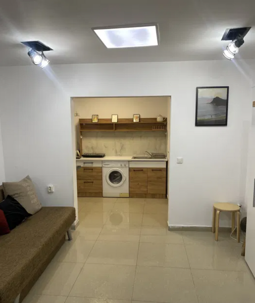 Unirii, str. Principatele Unite, in vila, utilitati incluse, renovata